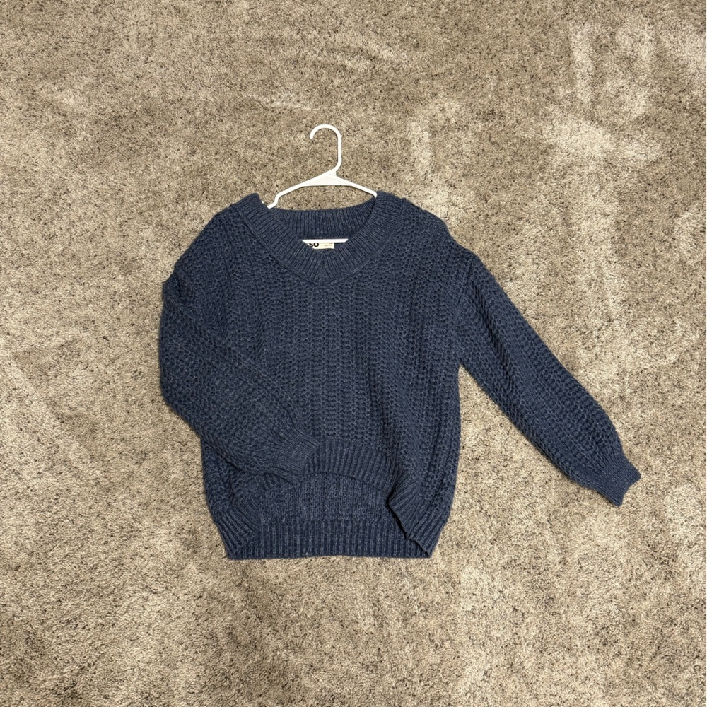 SO Blue Top with Stretchy Fit and Full-Length Design